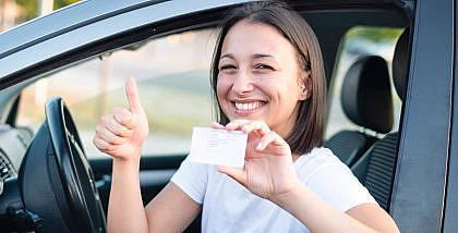 Online driving licence renewal in the UAE