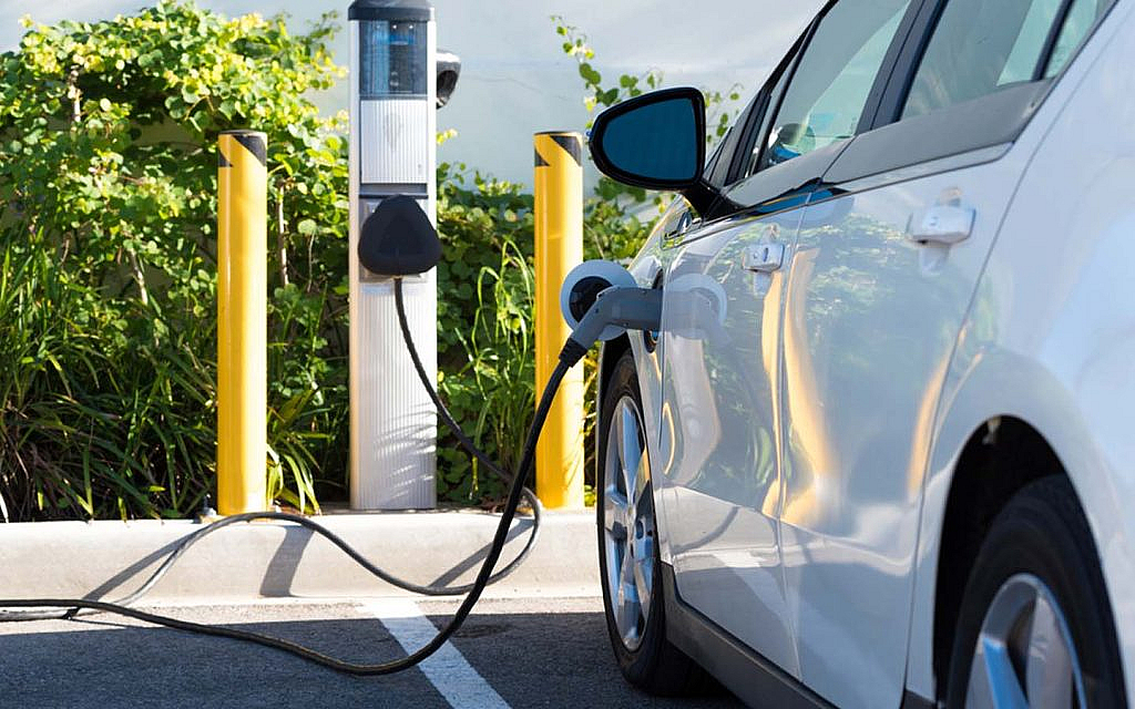 for electric cars in Dubai, Abu Dhabi and other Emirates, there are multiple ev charging stations