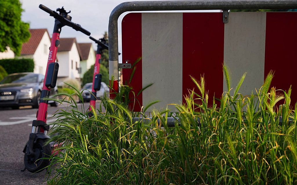 Parked E-scooter