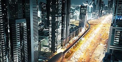 avoid traffic while driving on Dubai roads