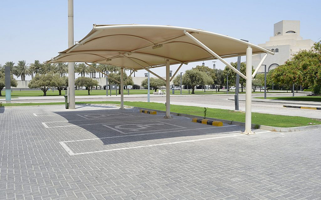  cantilever car parking shade 