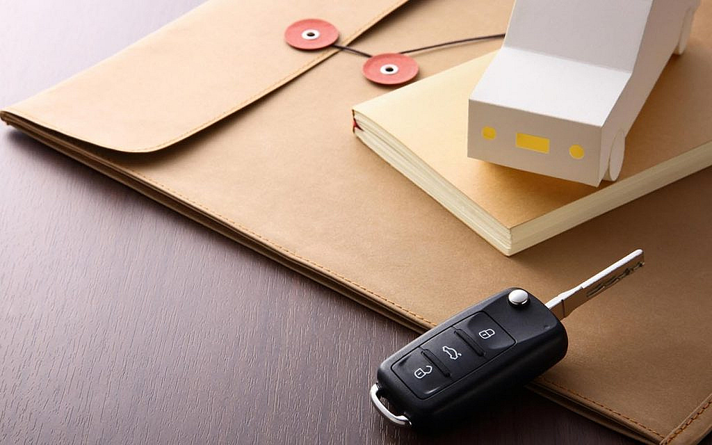 transfer car ownership between emirates
