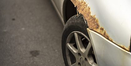 how to remove rust from car