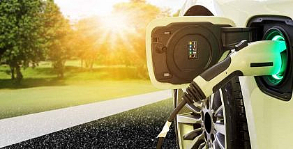 hybrid cars vs electric cars