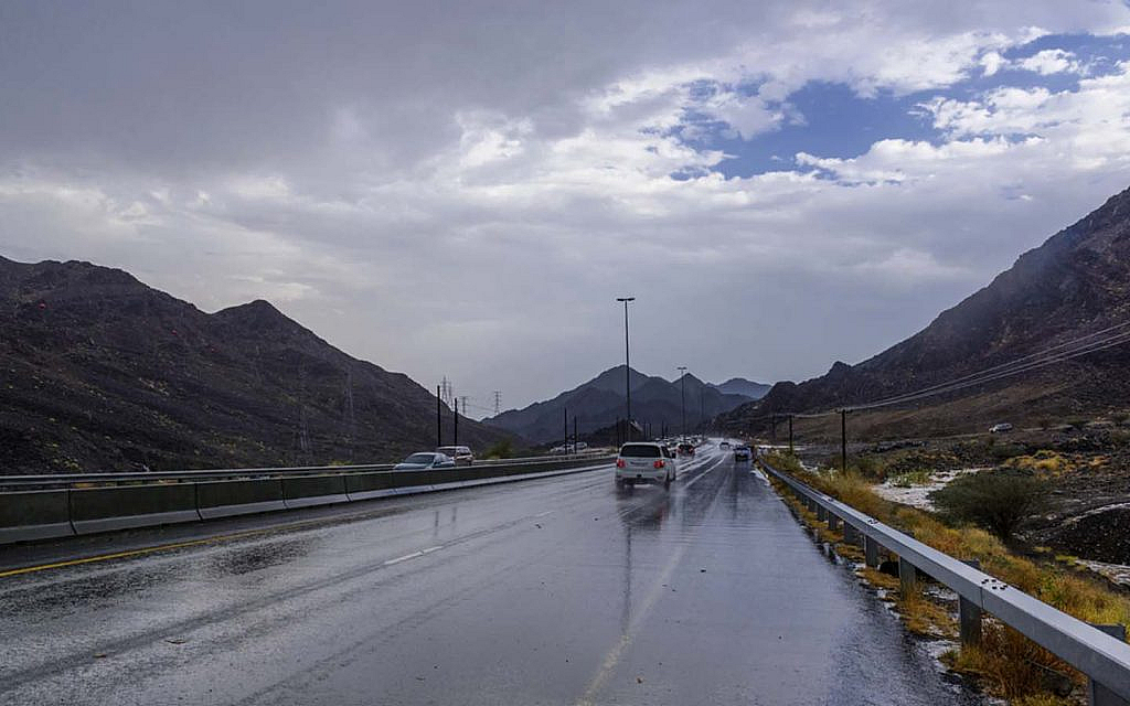 Rain on Kalba highway