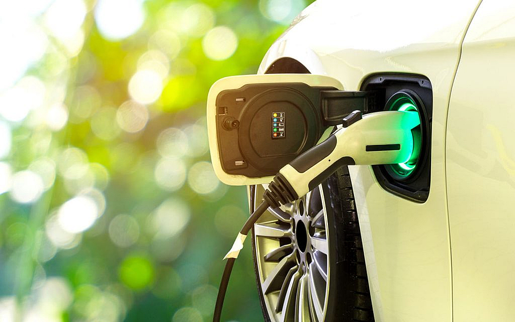 Charging an electric vehicle
