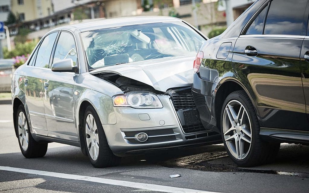  Car crash accident on the road 