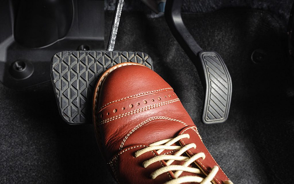 List of Things You Should Never to Do With a New Car