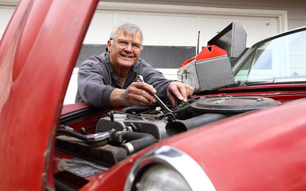 Rebuilding classic cars is among the popular hobbies for car enthusiasts