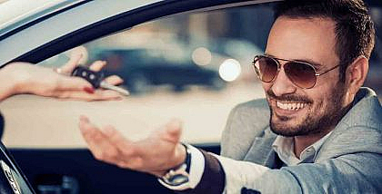 Rent a car in Fujairah to explore the emirate