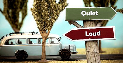 driving a noisy car in the UAE