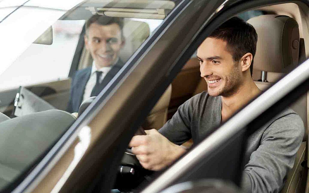 Tips To Take a Test Drive of a Used Car in the UAE