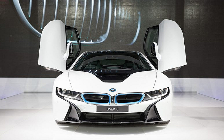 Hybrid Supercars in Dubai: Models, Prices & More | dubizzle