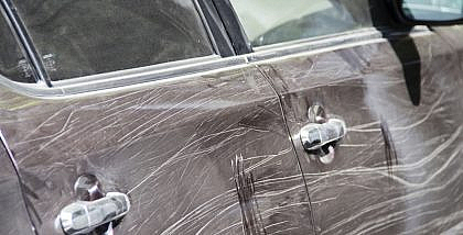 طلاء سيارة سيء