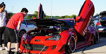 سيارة معدلة