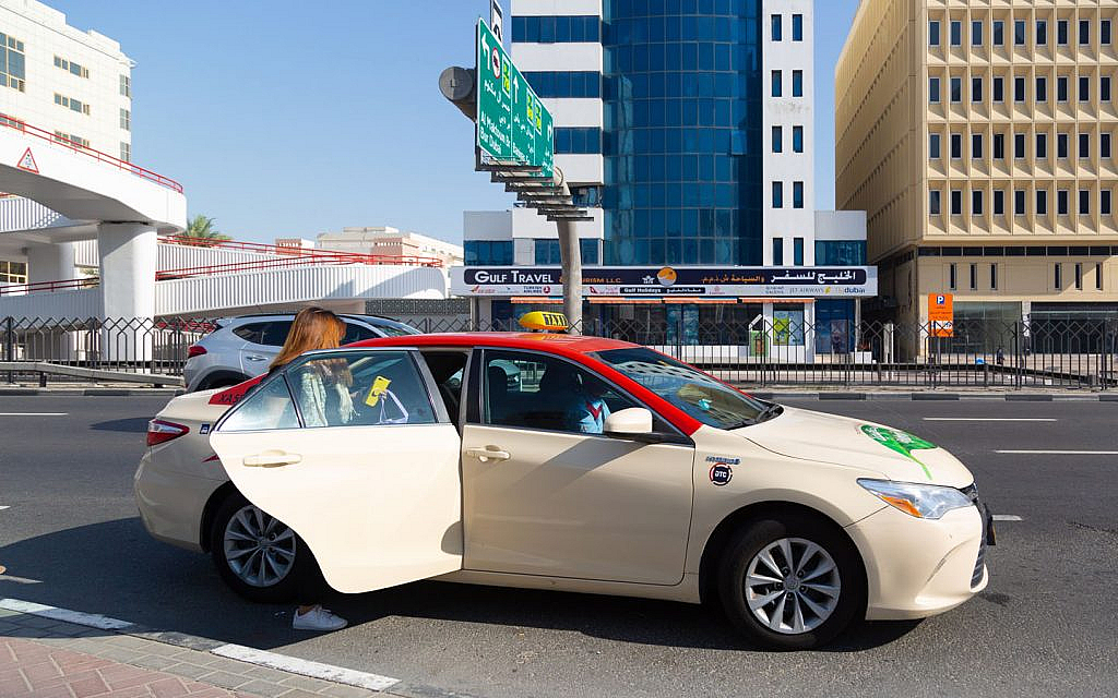 An RTA taxi in Dubai waiting for the passenger