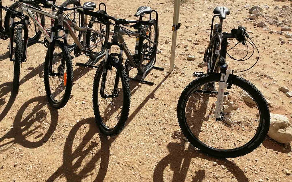Cycle track