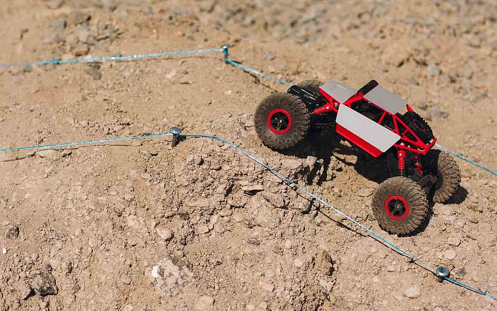 Remote control car race