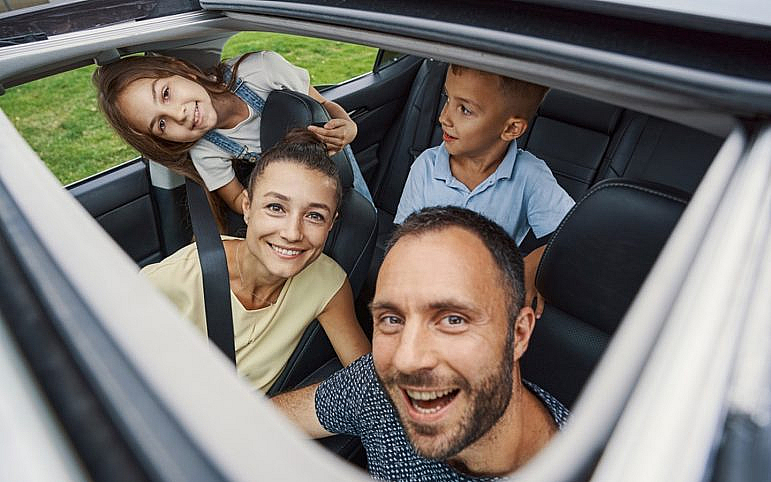 Sunroofs In Cars Uses Advantages Disadvantages More Dubizzle