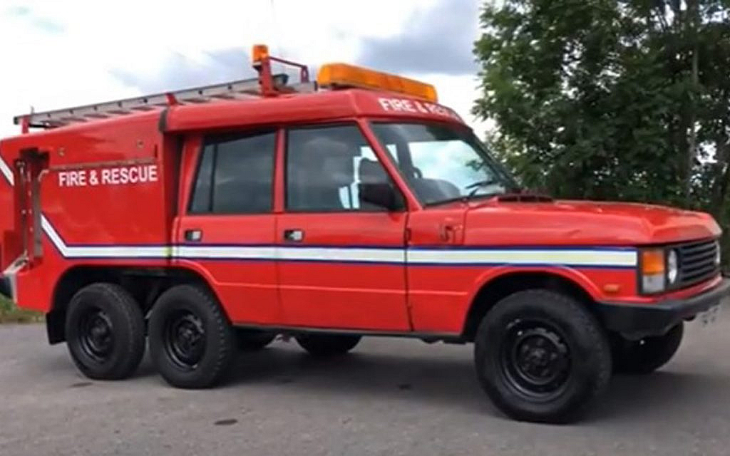 Range Rover TACR2 was used as a rescue vehicle.