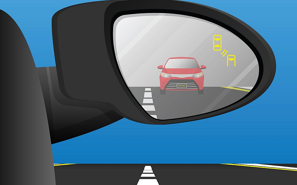 Blind-spot monitoring system is a useful Honda Sensing feature