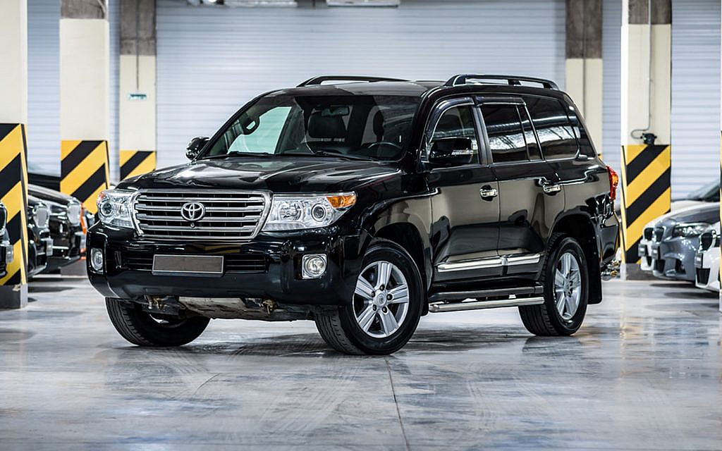 Toyota Land Cruiser 200-series 