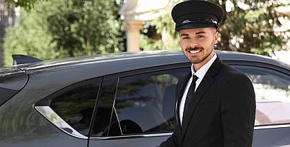 chauffeur service in dubai