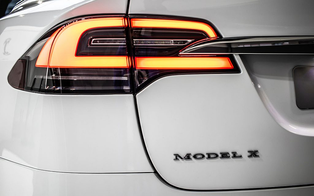 Tesla 22 Models Specs Trims Prices More Dubizzle