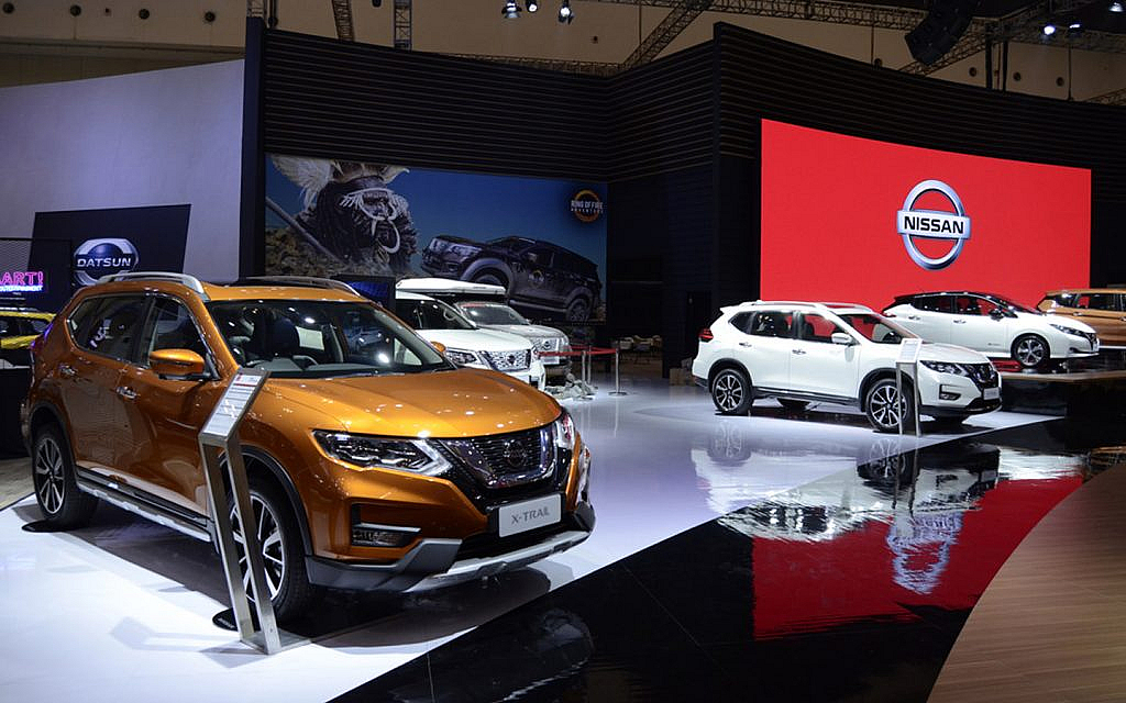 Nissan cars in a Nissan showroom