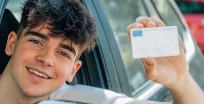process to renew drivers licence in UAQ