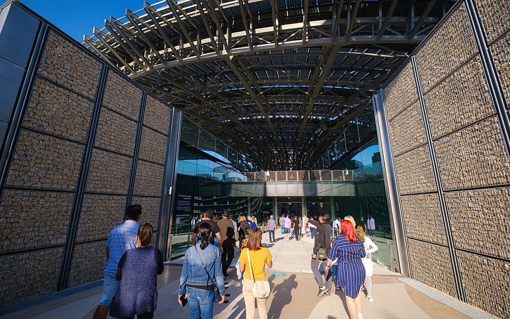 There is free car parking at Expo 2020