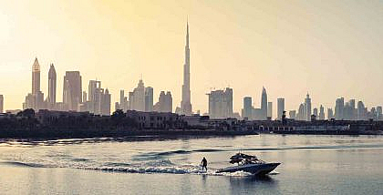 boating in Dubai