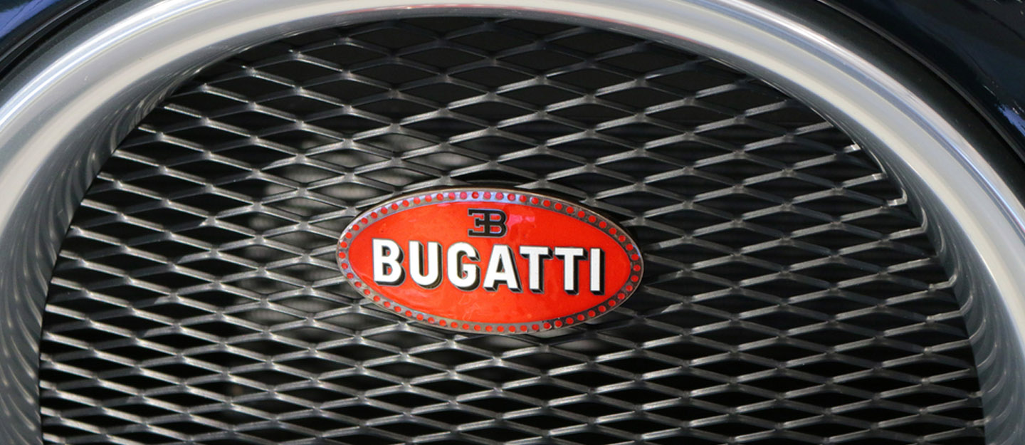 Футболка мужская. Знак Bugatti.