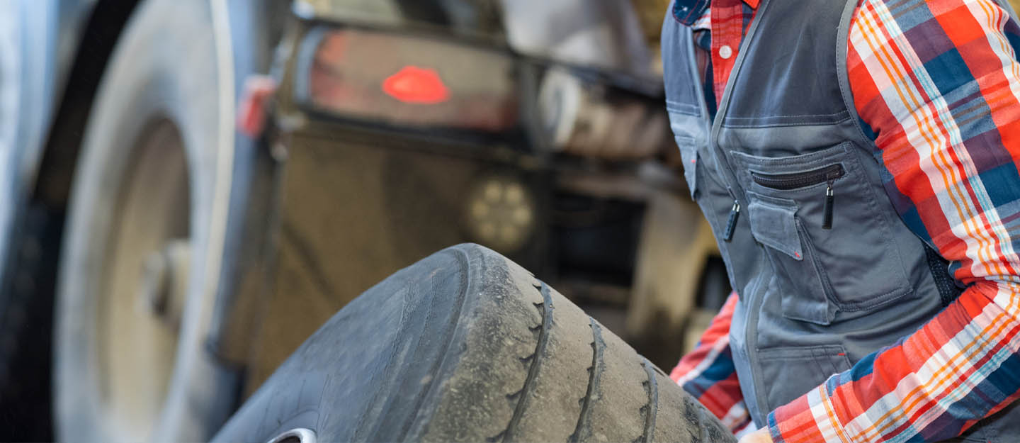 how to check car tyre pressure without gauge