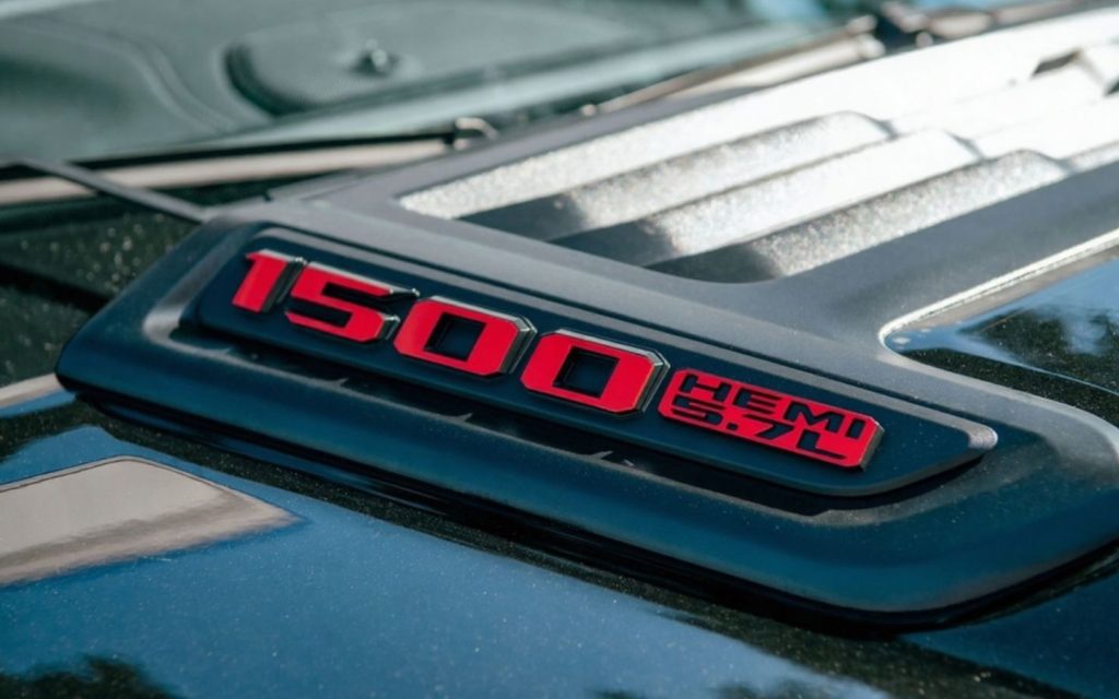 1500 Hemi engine 