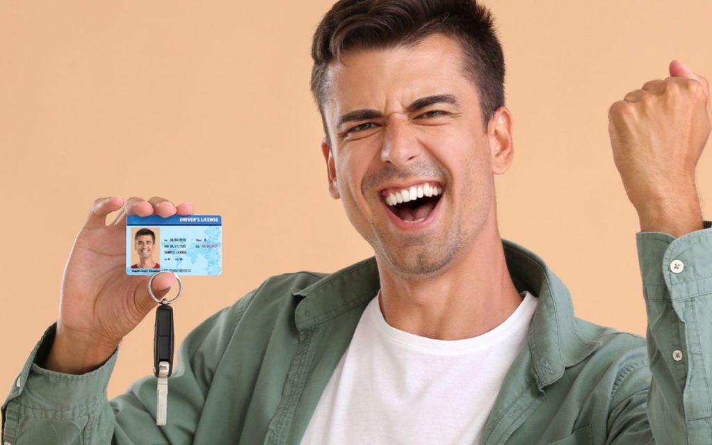 driving licence is required for hourly car rental service by udrive