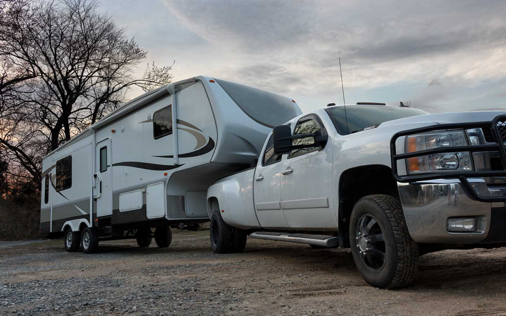take wider turns when towing a trailer as it is among the rv tips for beginners