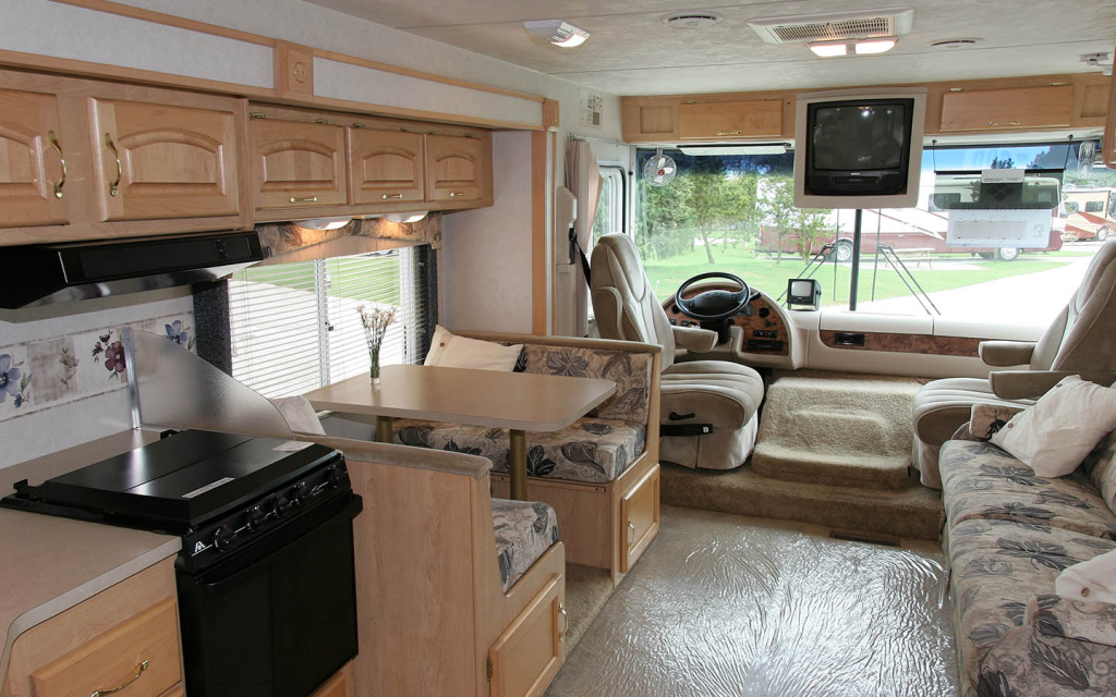 an rv is like a motorhome with facilities like a sleeping area, kitchen and washrooms
