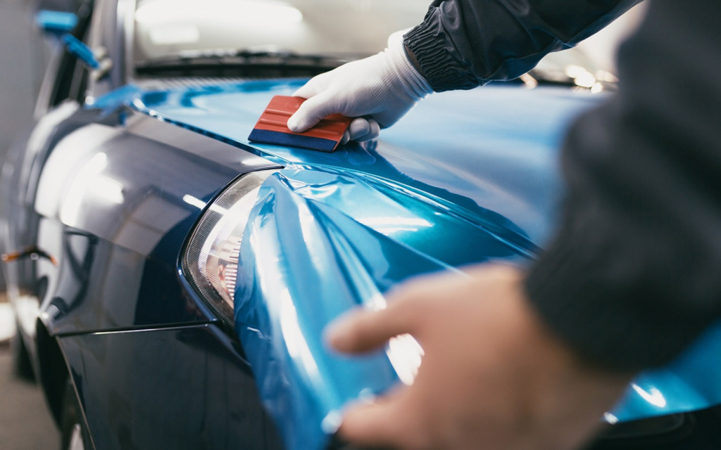 placing car wrap on bonnet