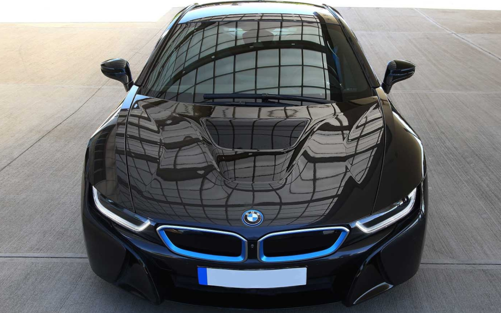 One of BMW i8 facts is that the car was the first with laser headlights