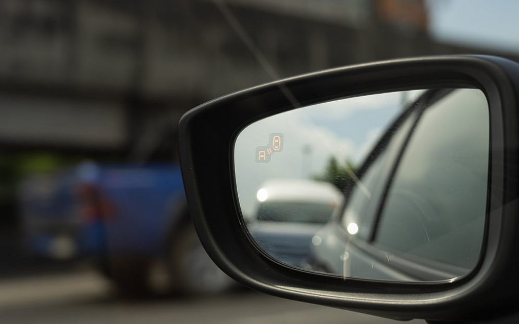 Rear Cross Traffic Alert detector on Chevrolet vehicles