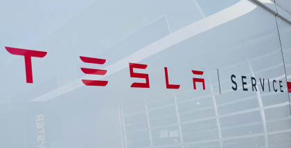 Here is all about tesla service centres in the UAE