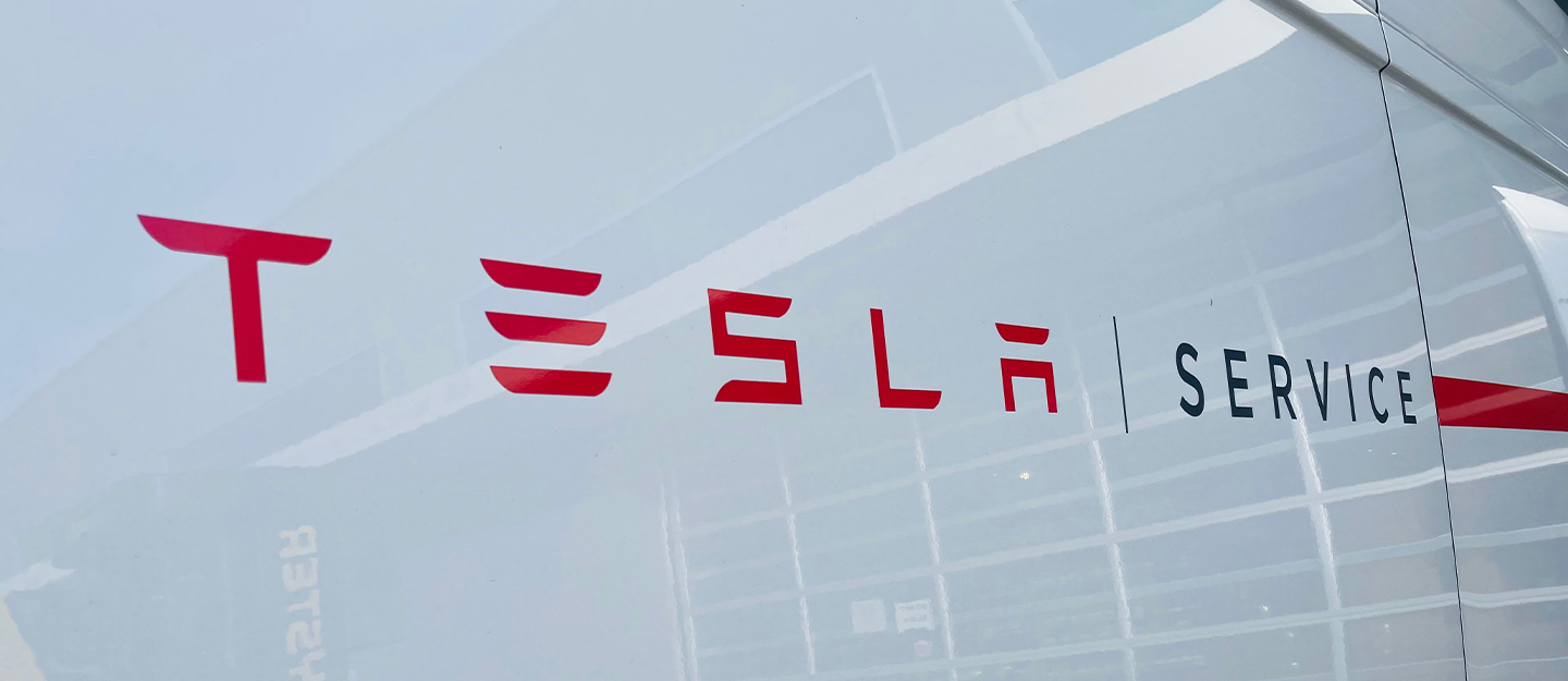 Here is all about tesla service centres in the UAE