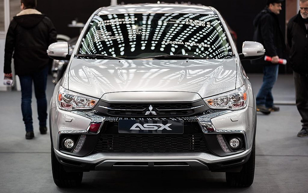 الجيل الثاني ميتسوبيشي أي إس إكس