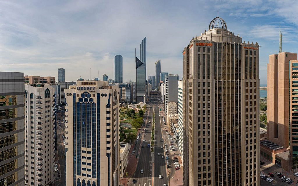 Abu Dhabi's new paid parking areas include etihad plaza and khalifa commercial district