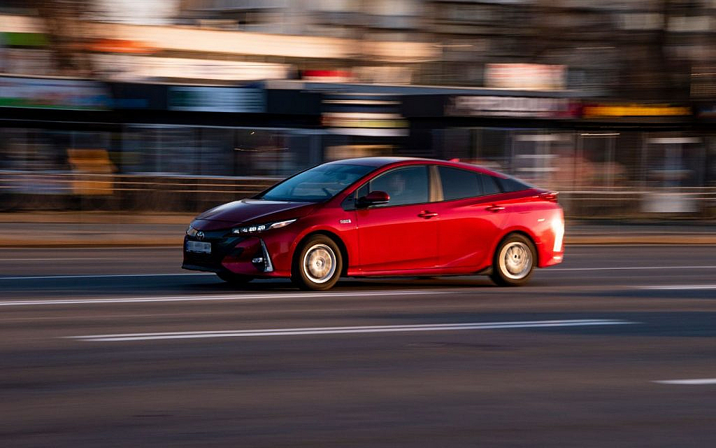 اهتمام تويوتا بريوس بالبيئة