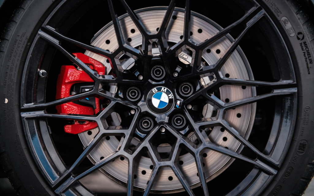 The BMW M braking system behind the wheel