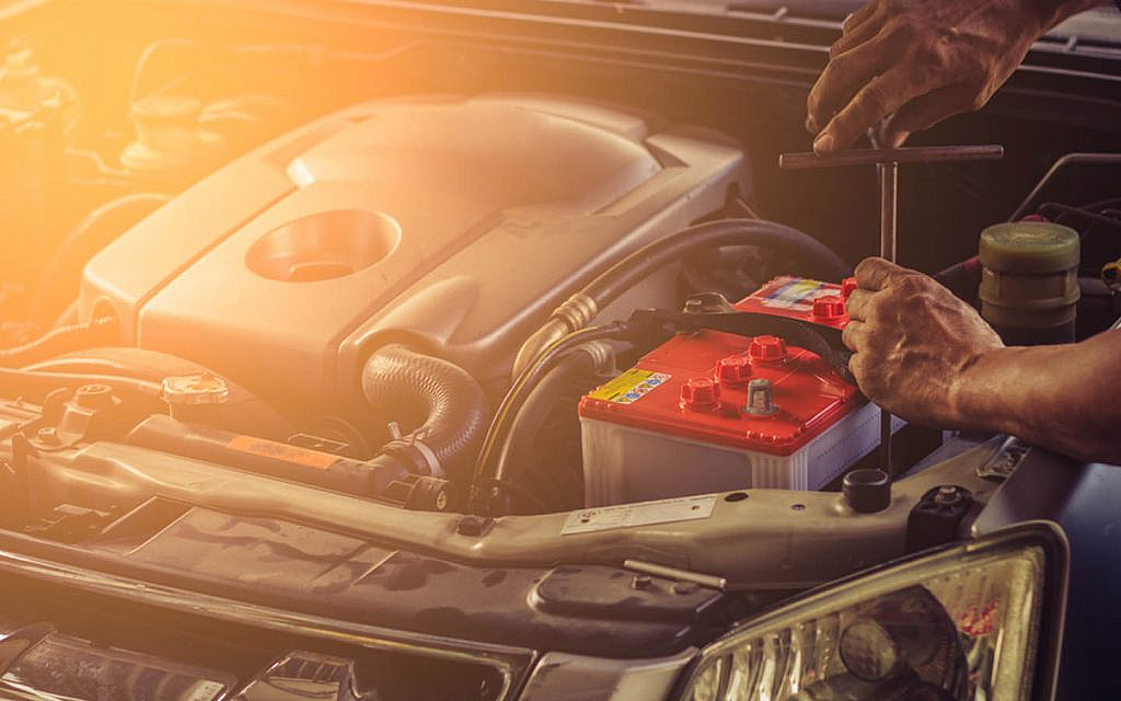 هناك اختلاف في انواع بطارية السيارة
