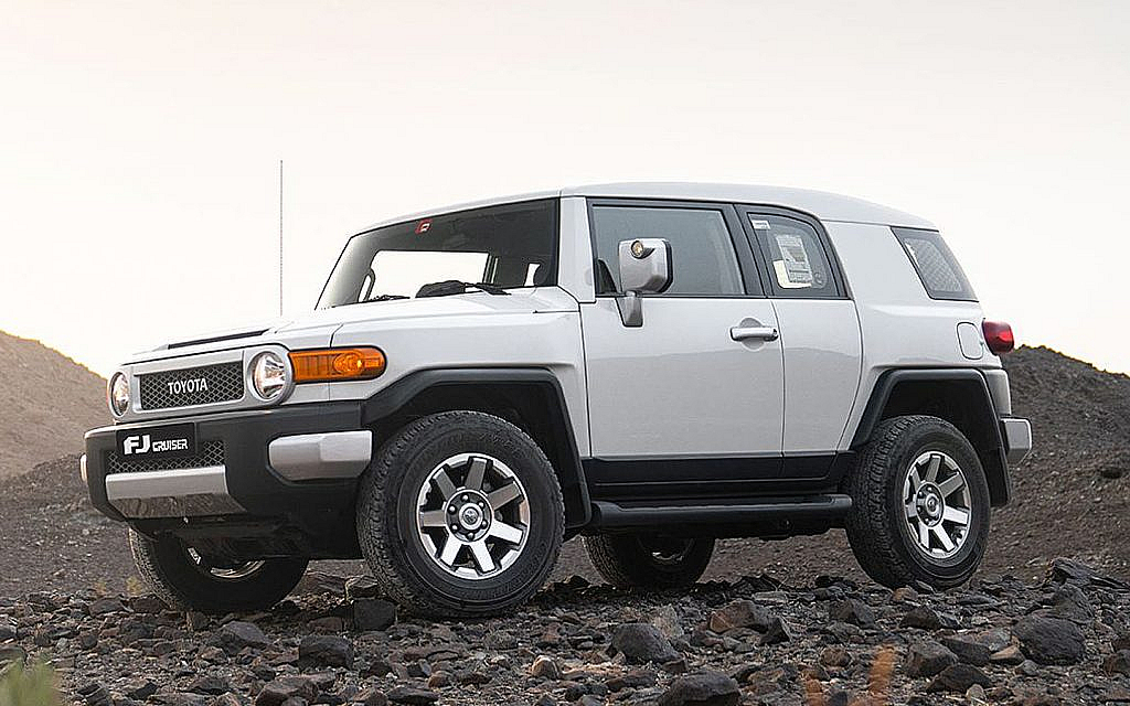 Toyota FJ Cruiser History: Generations, Models & More | dubizzle