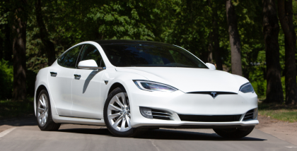 white cars’ popularity in the UAE